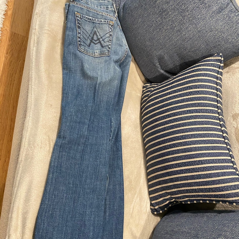 Seven jeans